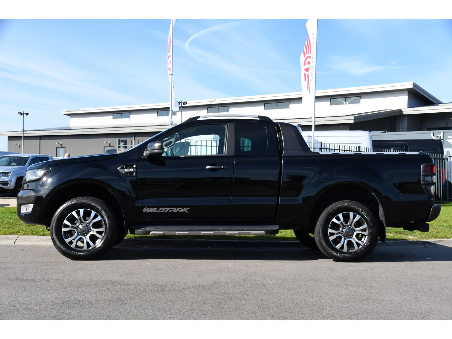 Ford Ranger 3.2 TDCi Wildtrak Supercab Camera, Adaptieve Cruise, 3500kg Trekhaak, Carplay, Automaat, 4x4, Multimedia, Uniek!