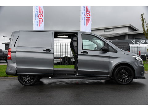 Mercedes-Benz Vito 119 CDI AMG Edition Adaptieve Cruise, Camera, LED, Carplay, 2 x Schuifdeur, Leder, Stoelverwarming, Uniek!