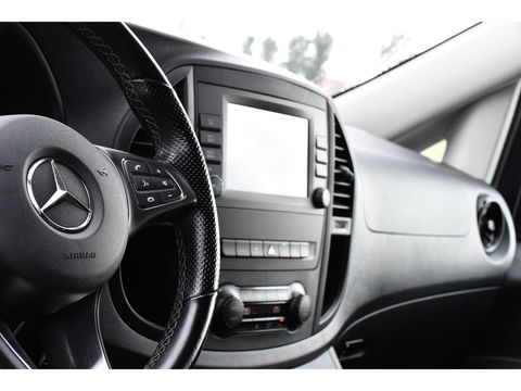 Mercedes-Benz Vito 119 CDI AMG Edition Adaptieve Cruise, Camera, LED, Carplay, 2 x Schuifdeur, Leder, Stoelverwarming, Uniek!