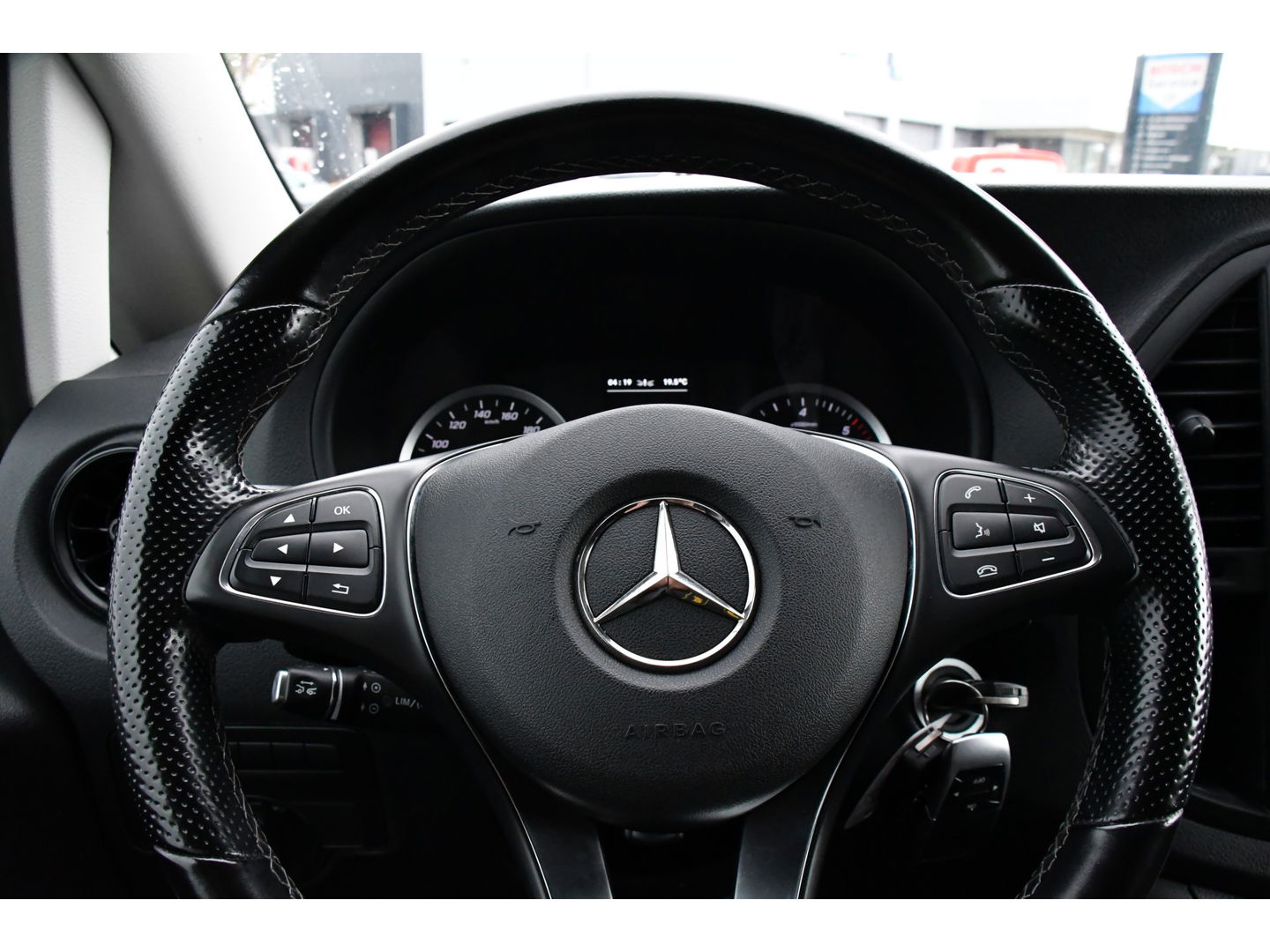 Mercedes-Benz Vito 119 CDI AMG Edition Adaptieve Cruise, Camera, LED, Carplay, 2 x Schuifdeur, Leder, Stoelverwarming, Uniek!