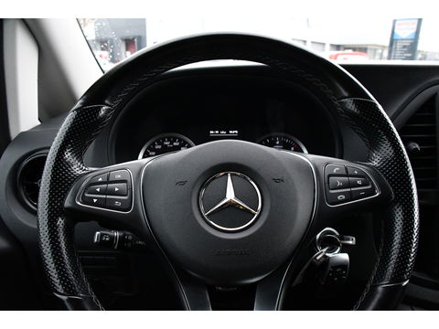 Mercedes-Benz Vito 119 CDI AMG Edition Adaptieve Cruise, Camera, LED, Carplay, 2 x Schuifdeur, Leder, Stoelverwarming, Uniek!