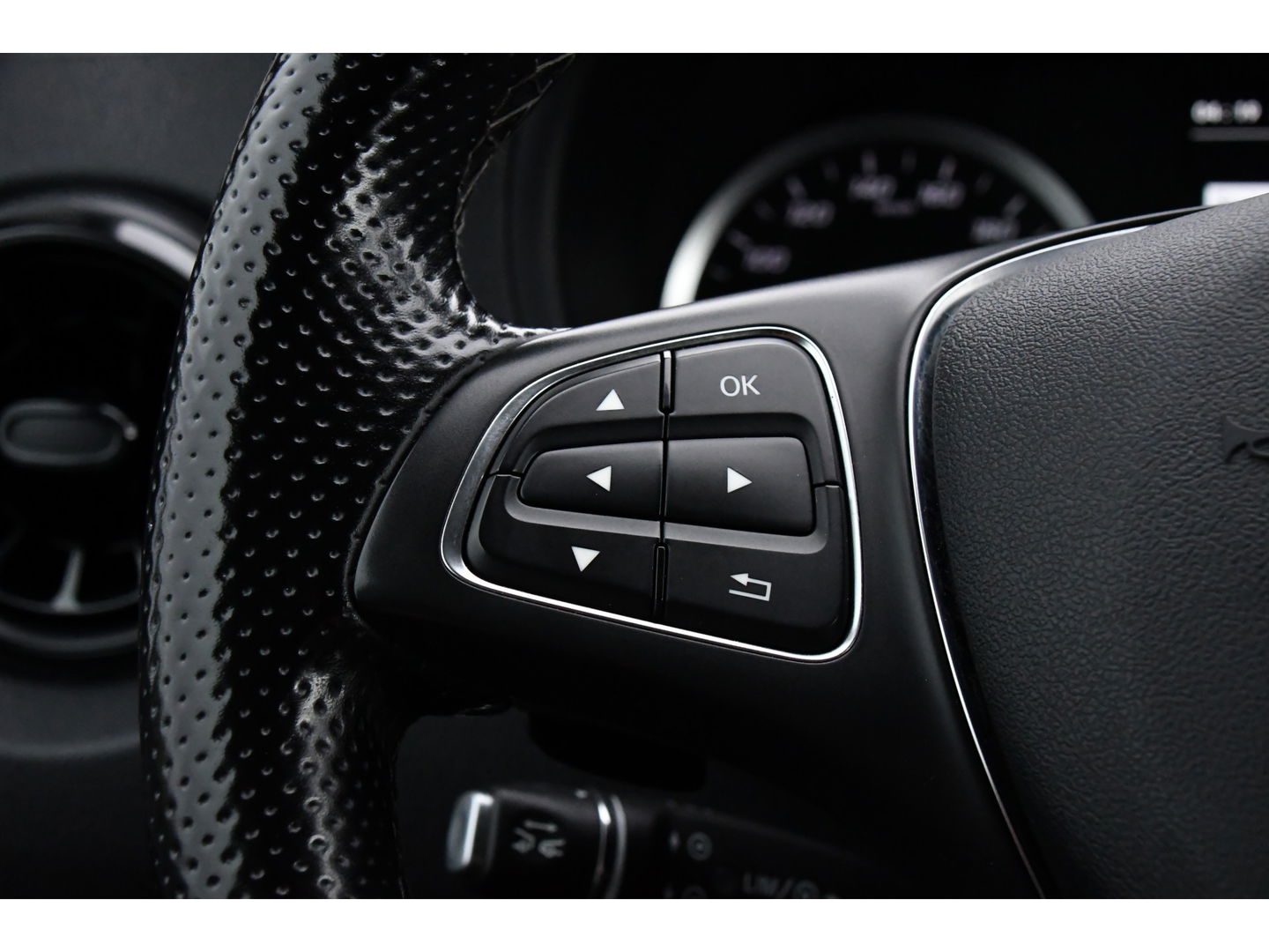 Mercedes-Benz Vito 119 CDI AMG Edition Adaptieve Cruise, Camera, LED, Carplay, 2 x Schuifdeur, Leder, Stoelverwarming, Uniek!