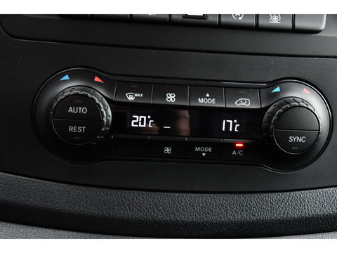 Mercedes-Benz Vito 119 CDI AMG Edition Adaptieve Cruise, Camera, LED, Carplay, 2 x Schuifdeur, Leder, Stoelverwarming, Uniek!