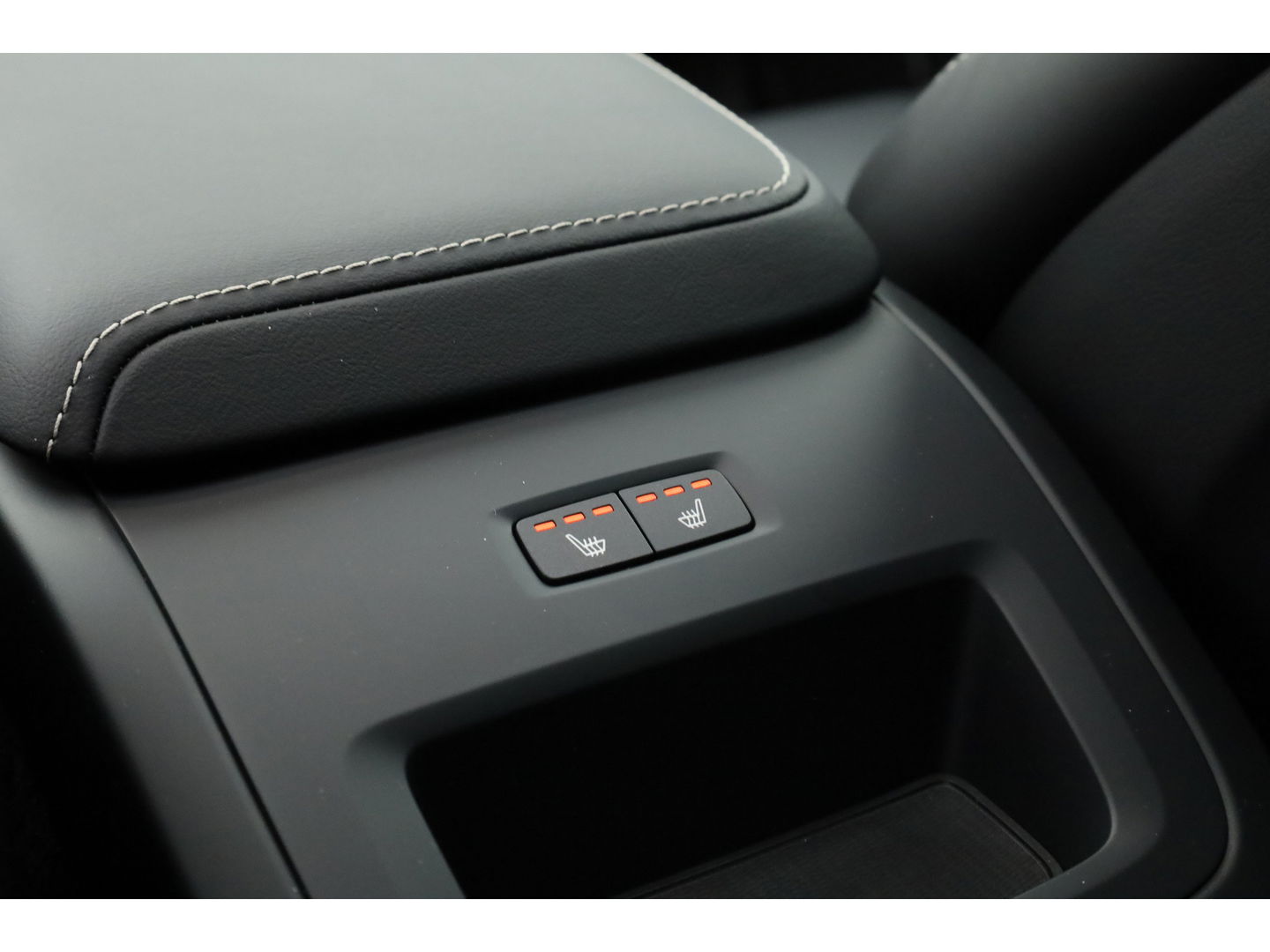 Volvo XC60 T8 Recharge Polestar Engineered | Pano | Öhlins | Bowers & Wilkins | HUD | Elek. Trekhaak | 360cam | 22''