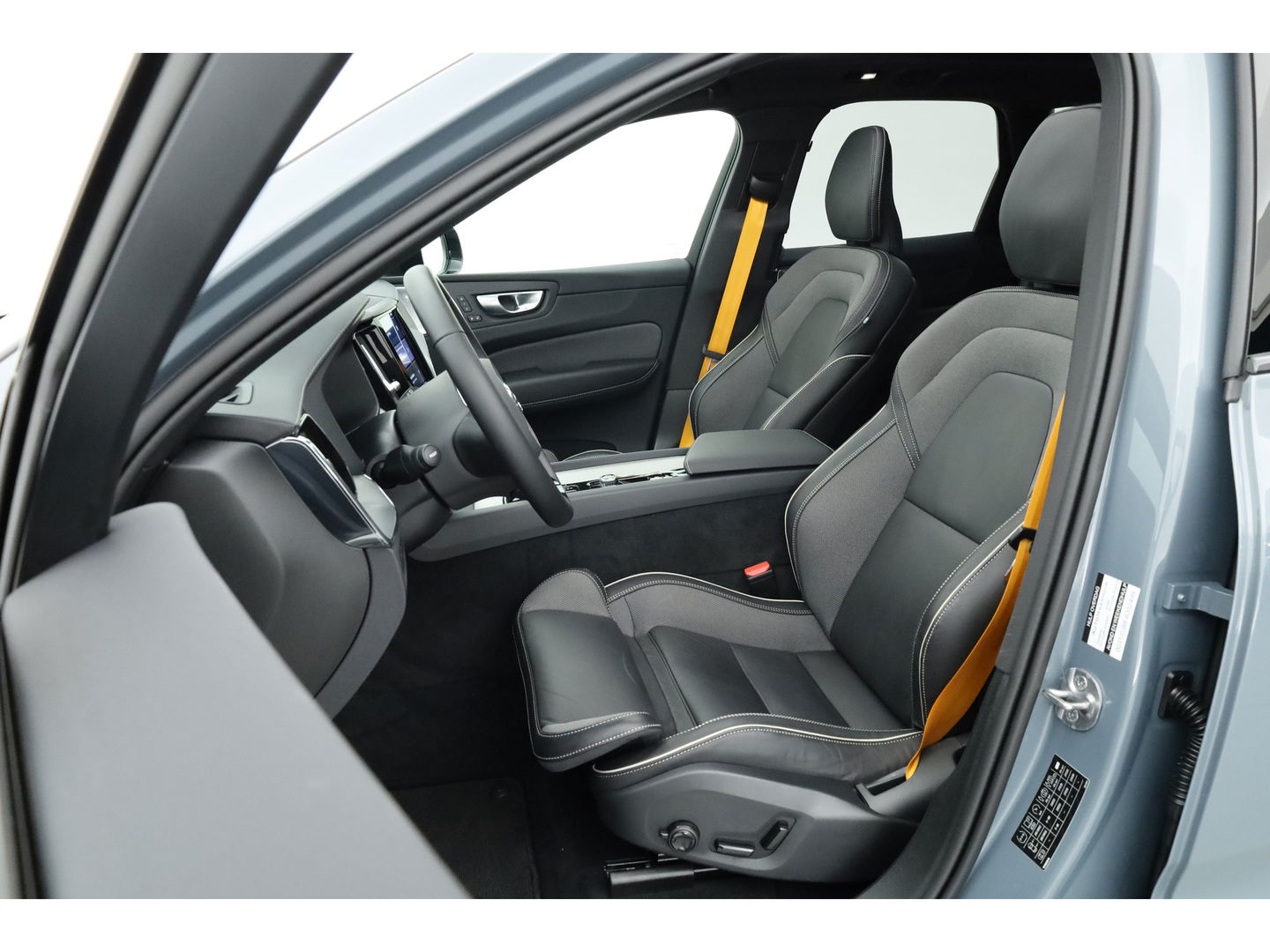 Volvo XC60 T8 Recharge Polestar Engineered | Pano | Öhlins | Bowers & Wilkins | HUD | Elek. Trekhaak | 360cam | 22''