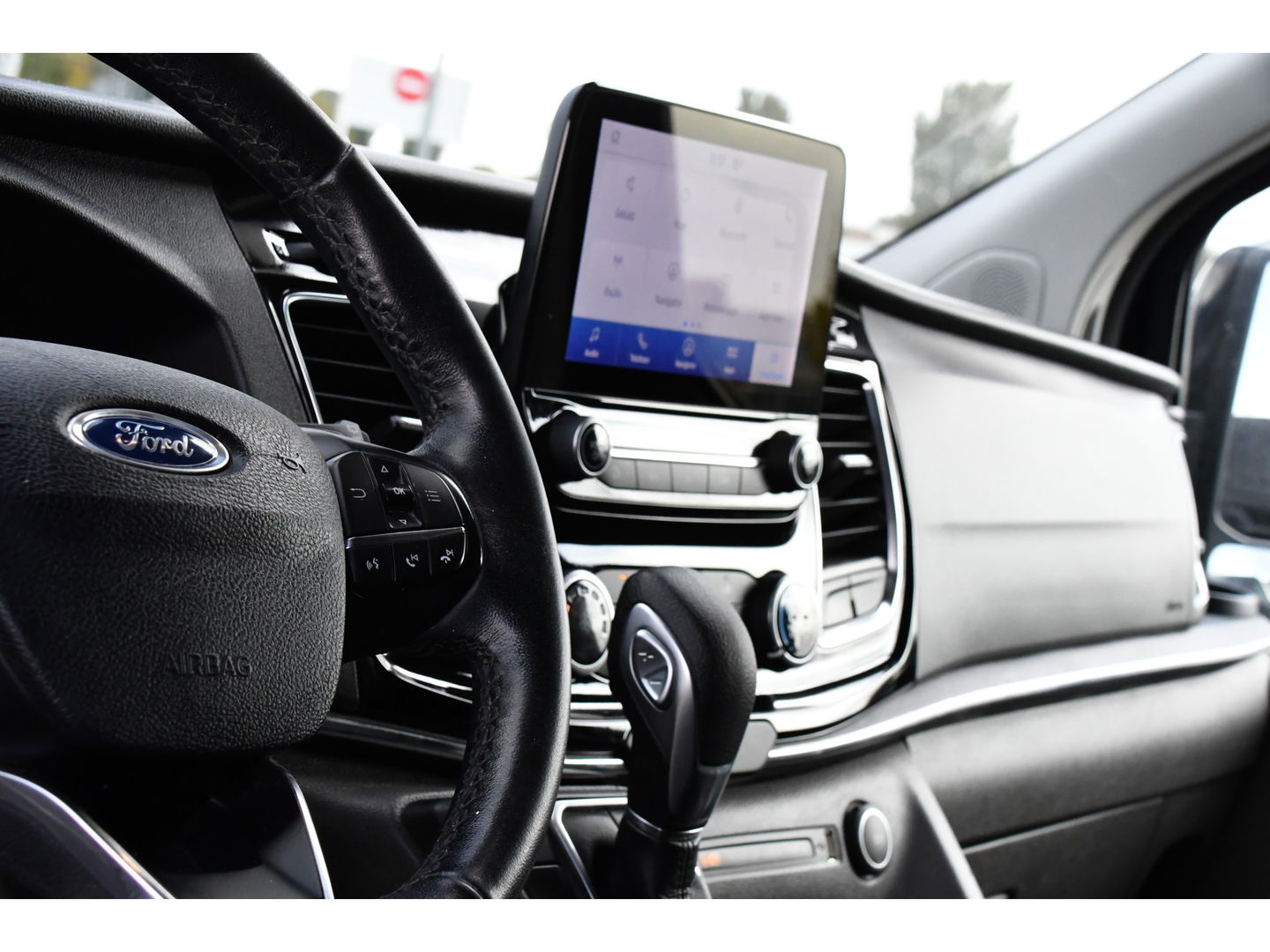 Ford Transit Custom 320 2.0 TDCI L2H1 Tourneo Adaptieve Cruise, 8 Persoons, Camera, 185pk, Carplay, Xenon, Leder, Full Options!