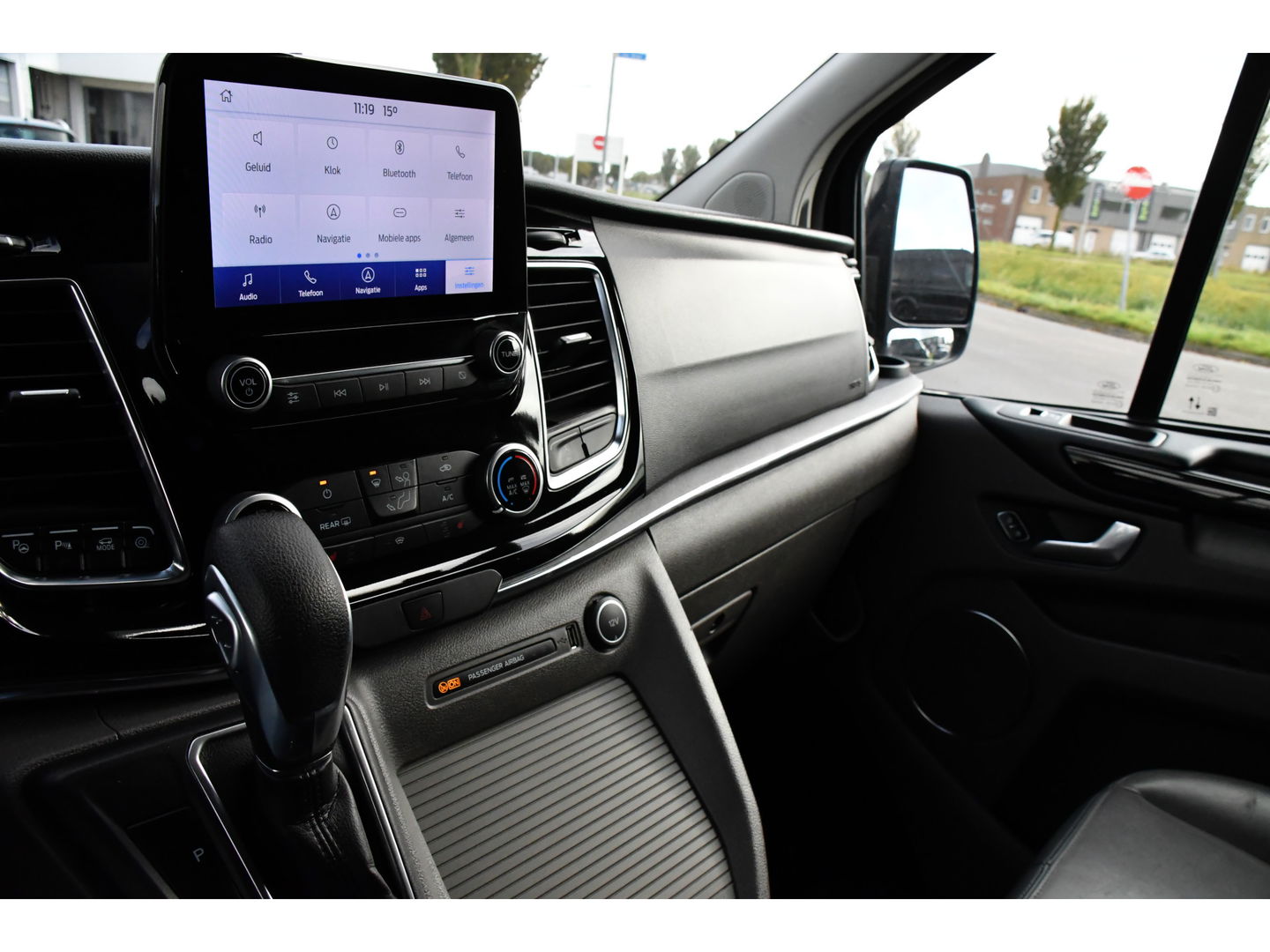 Ford Transit Custom 320 2.0 TDCI L2H1 Tourneo Adaptieve Cruise, 8 Persoons, Camera, 185pk, Carplay, Xenon, Leder, Full Options!