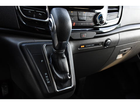 Ford Transit Custom 2.0 TDCI L1H1 Sport DC Camera, Cruise, Carplay, 170pk, Automaat, Leder, Trekhaak, Stoelverwarming, NAVI, Uniek!