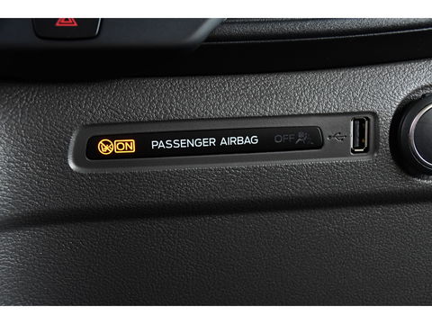 Ford Transit Custom 2.0 TDCI L1H1 Sport DC Camera, Cruise, Carplay, 170pk, Automaat, Leder, Trekhaak, Stoelverwarming, NAVI, Uniek!