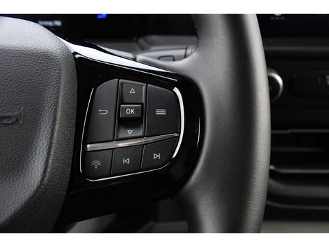 Ford E-Transit Cust. 340 L2H1 Limited 65 kWh DEMO, Virtual, Adaptieve Cruise, Camera, Carplay, Stoelverwarming, LED, 218pk, NAVI, Uniek!