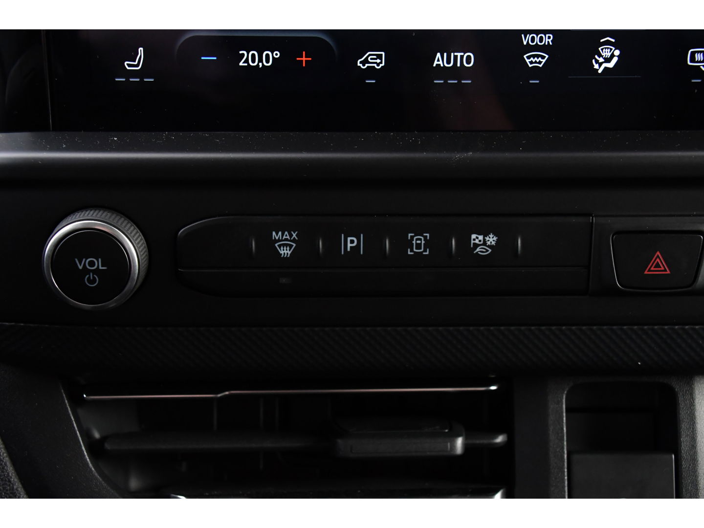 Ford E-Transit Cust. 340 L2H1 Limited 65 kWh DEMO, Virtual, Adaptieve Cruise, Camera, Carplay, Stoelverwarming, LED, 218pk, NAVI, Uniek!