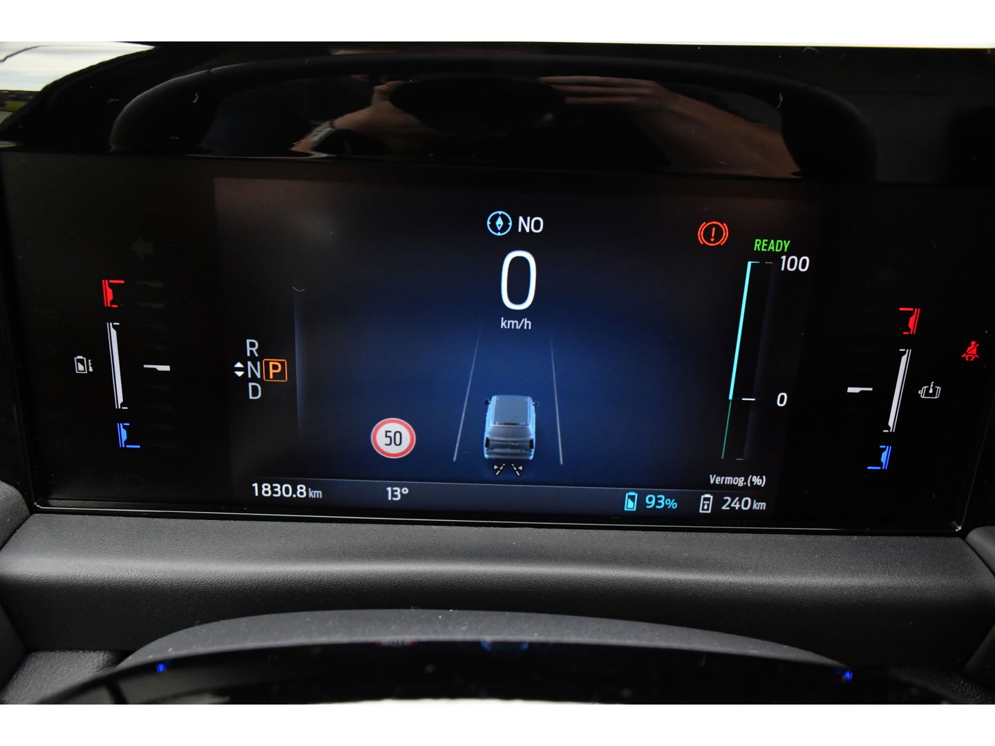 Ford E-Transit Cust. 340 L2H1 Limited 65 kWh DEMO, Virtual, Adaptieve Cruise, Camera, Carplay, Stoelverwarming, LED, 218pk, NAVI, Uniek!