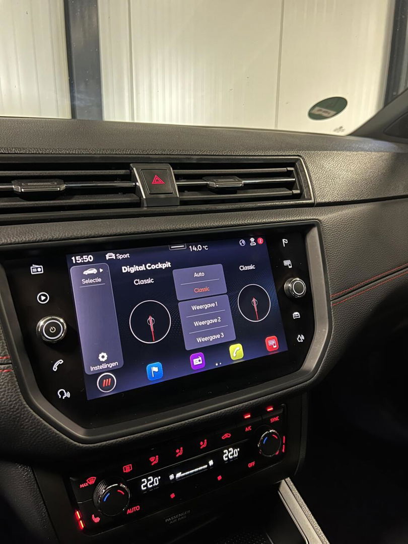 SEAT Ibiza 1.0 TSI FR Intense 116PK Pano Virtual Camera NAP