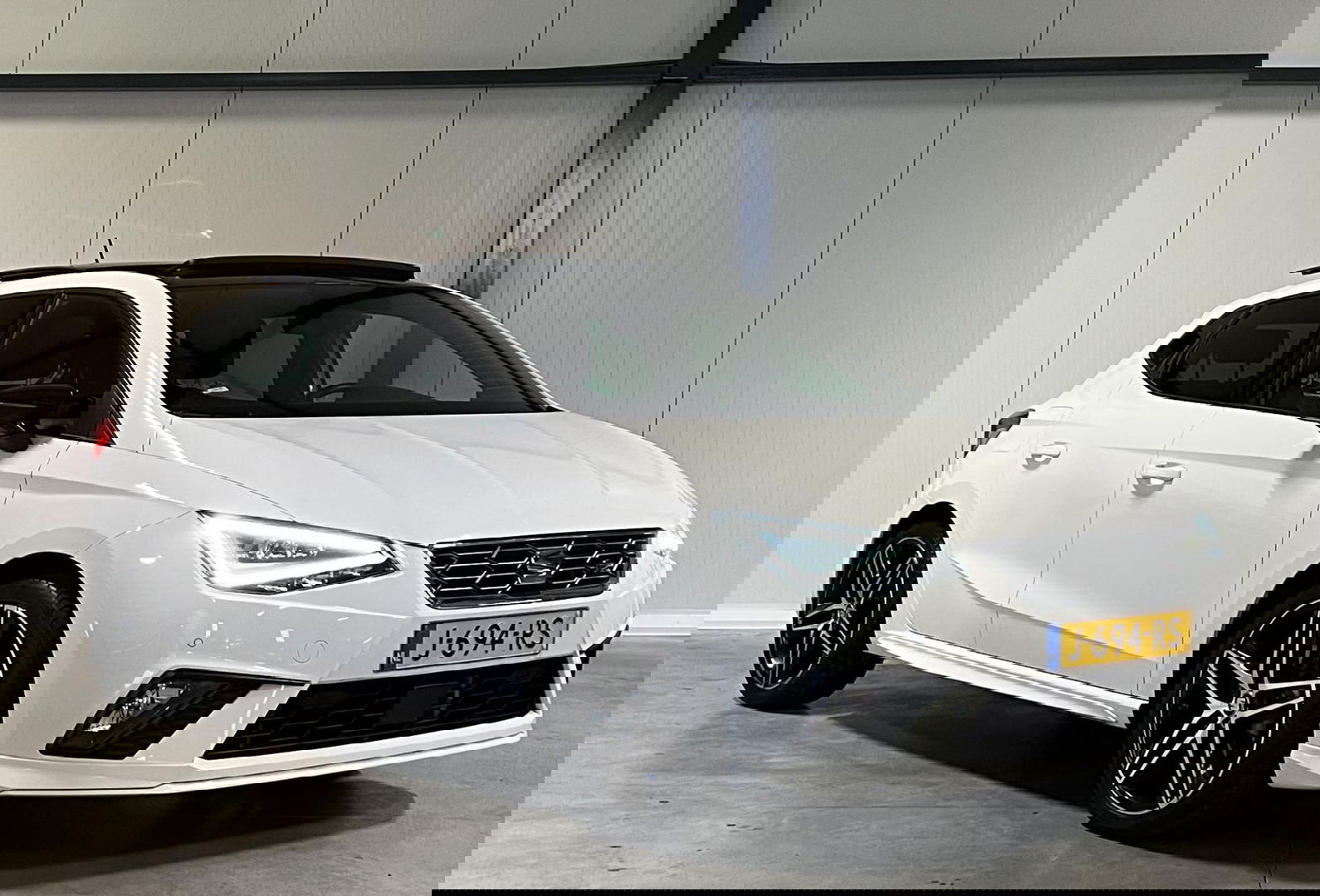 SEAT Ibiza 1.0 TSI FR Intense 116PK Pano Virtual Camera NAP