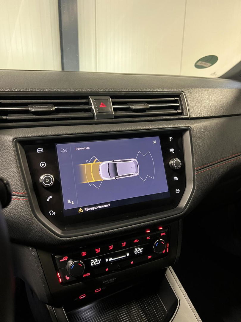 SEAT Ibiza 1.0 TSI FR Intense 116PK Pano Virtual Camera NAP