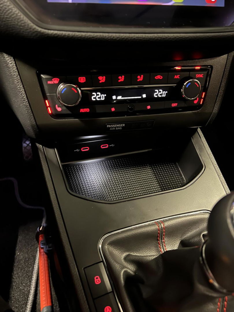 SEAT Ibiza 1.0 TSI FR Intense 116PK Pano Virtual Camera NAP