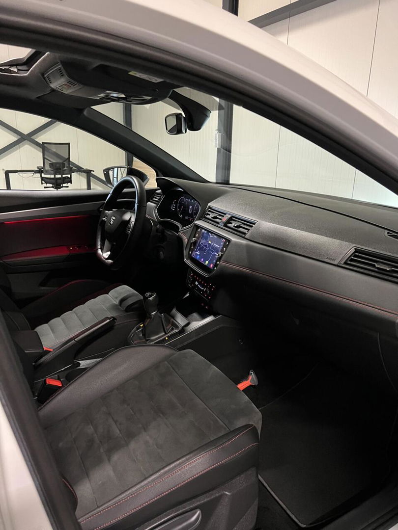 SEAT Ibiza 1.0 TSI FR Intense 116PK Pano Virtual Camera NAP