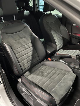 SEAT Ibiza 1.0 TSI FR Intense 116PK Pano Virtual Camera NAP