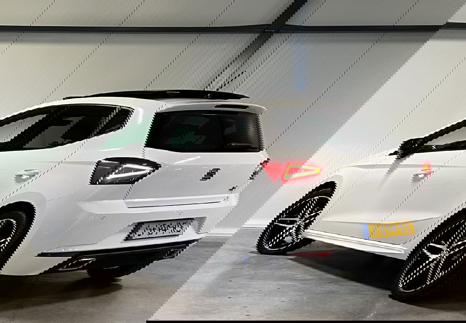 SEAT Ibiza 1.0 TSI FR Intense 116PK Pano Virtual Camera NAP