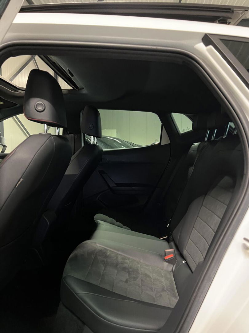 SEAT Ibiza 1.0 TSI FR Intense 116PK Pano Virtual Camera NAP