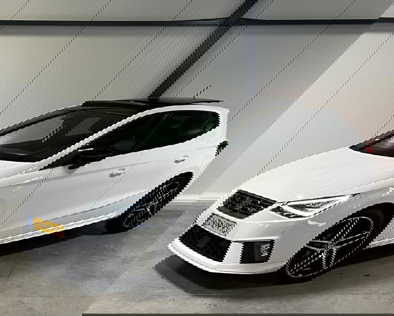 SEAT Ibiza 1.0 TSI FR Intense 116PK Pano Virtual Camera NAP