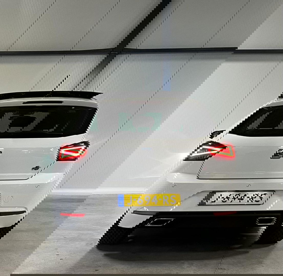 SEAT Ibiza 1.0 TSI FR Intense 116PK Pano Virtual Camera NAP