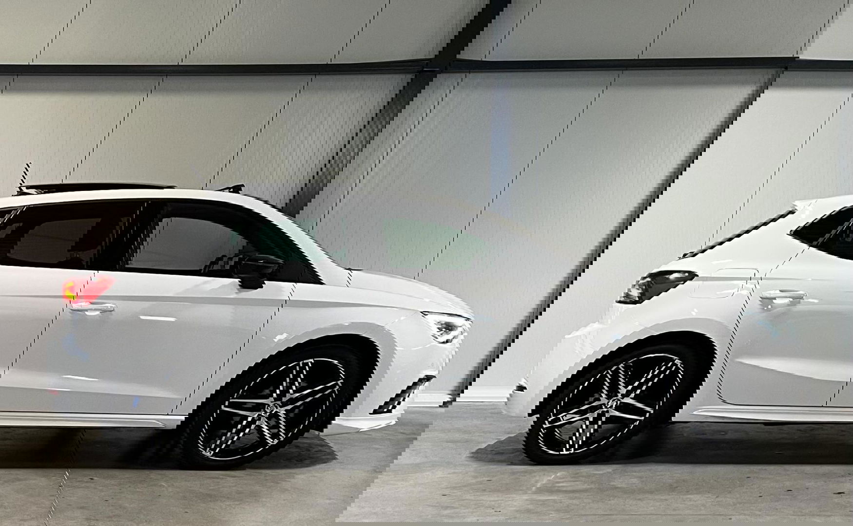 SEAT Ibiza 1.0 TSI FR Intense 116PK Pano Virtual Camera NAP