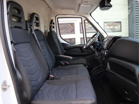 Iveco Daily 35S14 136pk Euro 6 - L2H2 - Trekhaak - Cruise - Airco