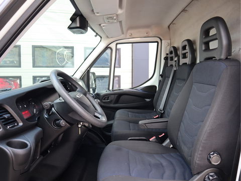 Iveco Daily 35S14 136pk Euro 6 - L2H2 - Trekhaak - Cruise - Airco