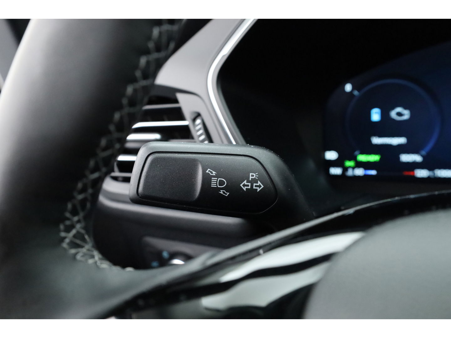 Ford Kuga 2.5 FHEV Active X | Pano | HUD | Winter pack | 360cam | Adapt. Cruise | 20'' | B&O Audio | Elek. Stoelen