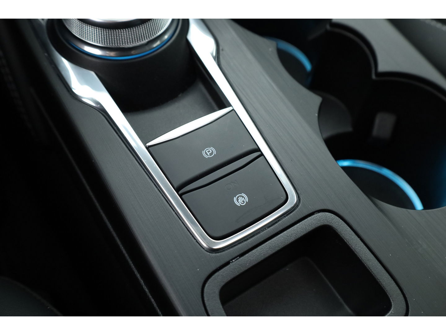 Ford Kuga 2.5 FHEV Active X | Pano | HUD | Winter pack | 360cam | Adapt. Cruise | 20'' | B&O Audio | Elek. Stoelen