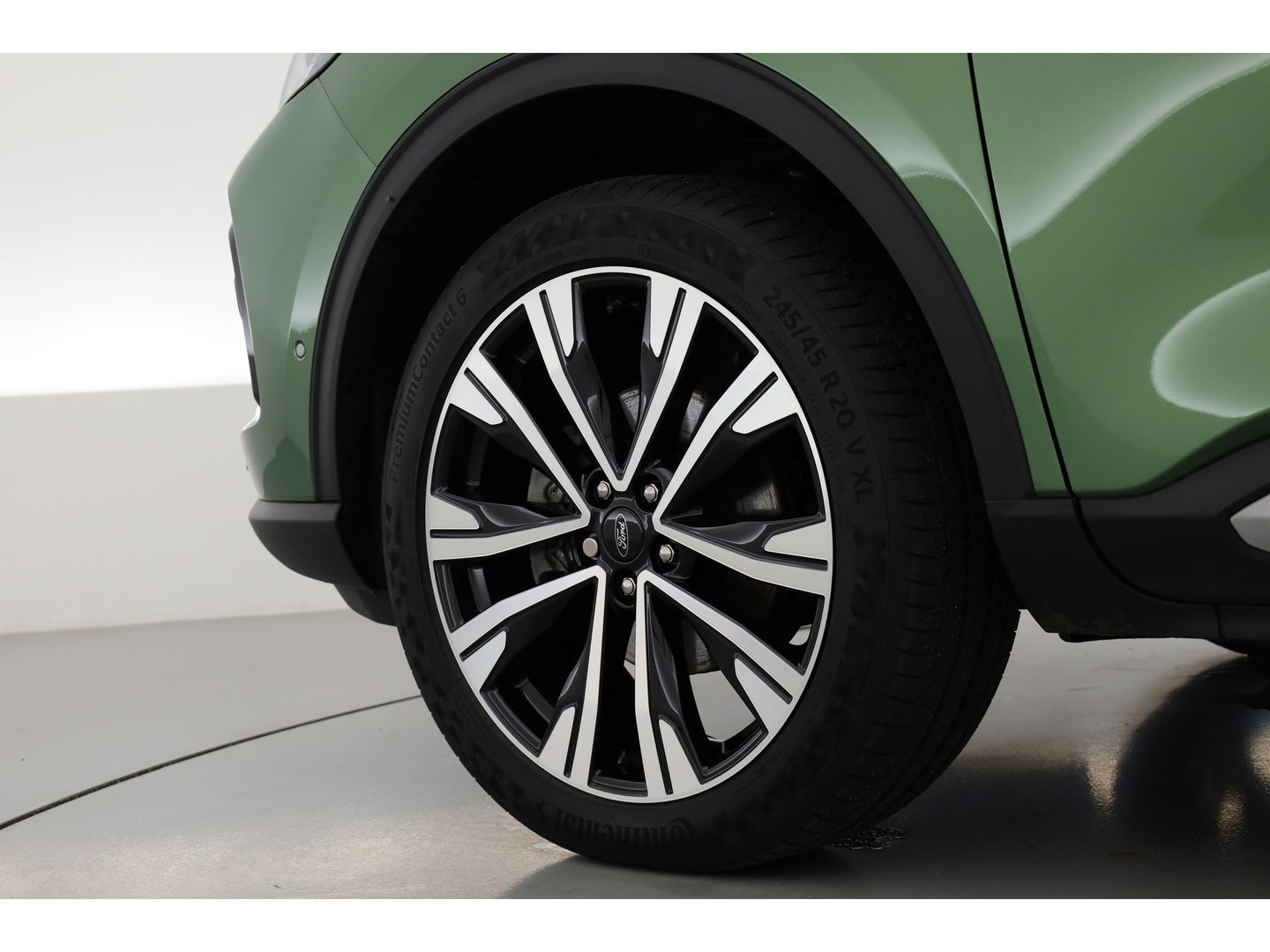 Ford Kuga 2.5 FHEV Active X | Pano | HUD | Winter pack | 360cam | Adapt. Cruise | 20'' | B&O Audio | Elek. Stoelen