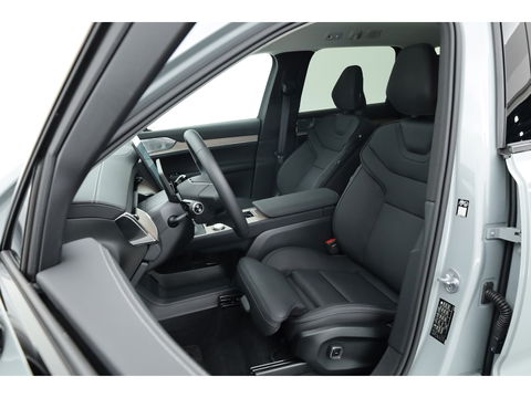 Volvo EX90 Twin Motor Plus 7p. 111 kWh | HUD | Luchtvering | Elek. Trekhaak | CarPlay | 360cam | B&W