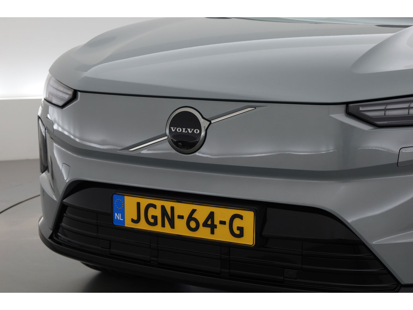 Volvo EX90 Twin Motor Plus 7p. 111 kWh | HUD | Luchtvering | Elek. Trekhaak | CarPlay | 360cam | B&W