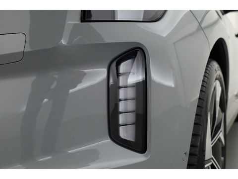 Volvo EX90 Twin Motor Plus 7p. 111 kWh | HUD | Luchtvering | Elek. Trekhaak | CarPlay | 360cam | B&W