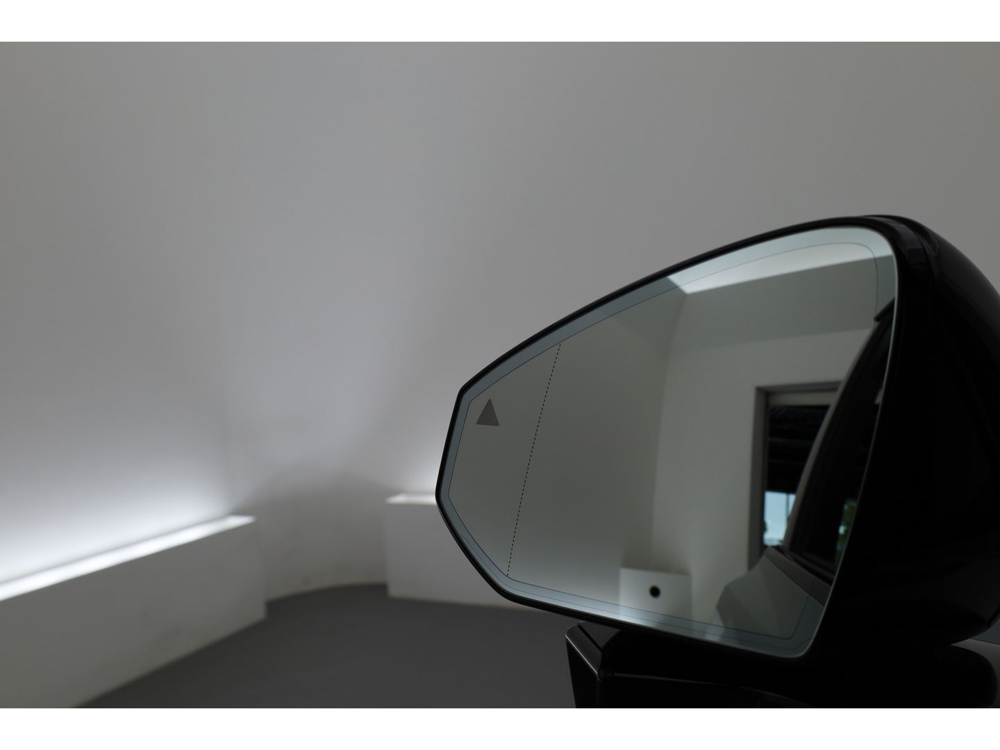 Volvo EX90 Twin Motor Plus 7p. 111 kWh | HUD | Luchtvering | Elek. Trekhaak | CarPlay | 360cam | B&W