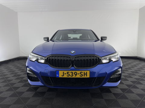 BMW 3-serie 320i High Executive M-Sportpack (INCL.BTW) *LEATHER-MICROFIBRE | FULL-LED | HEATED-SPORTSEATS | BLIND-SPOT | HIFI-SOUND | KEYLESS | NAVI-FULLMAP | ECC | PDC | CRUISE | 20''ALU*