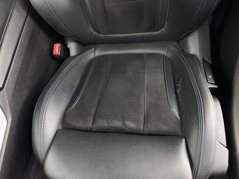 BMW 3-serie 320i High Executive M-Sportpack (INCL.BTW) *LEATHER-MICROFIBRE | FULL-LED | HEATED-SPORTSEATS | BLIND-SPOT | HIFI-SOUND | KEYLESS | NAVI-FULLMAP | ECC | PDC | CRUISE | 20''ALU*