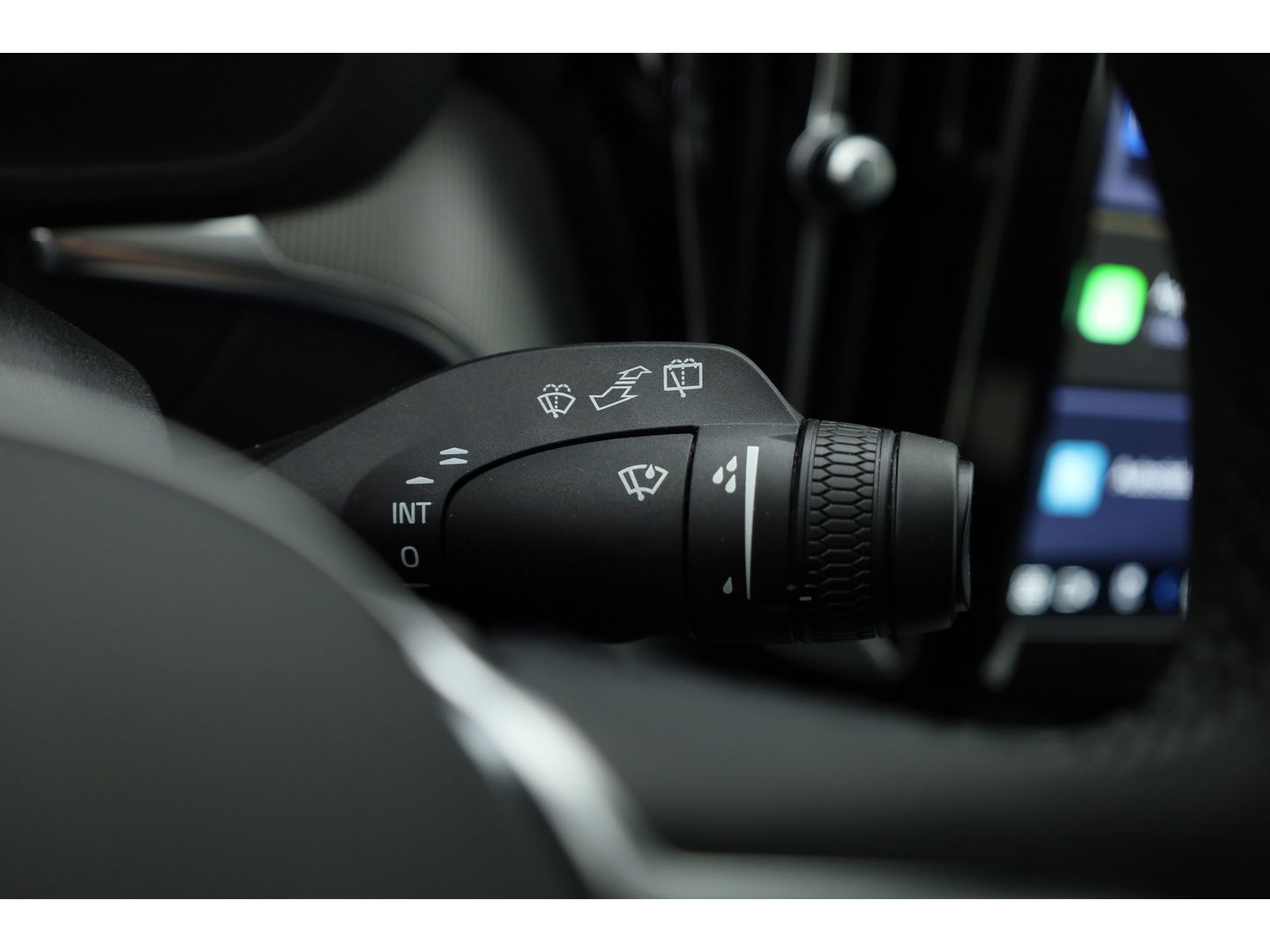 Volvo XC60 2.0 T8 Plug-in hybrid AWD Ultimate Dark | Head-up | 360 camera | Pano-dak | Stoel + stuurverw.
