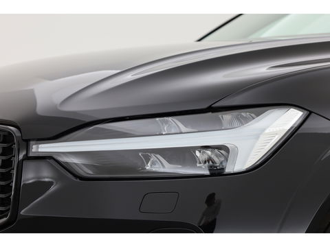 Volvo XC60 2.0 T8 Plug-in hybrid AWD Ultimate Dark | Head-up | 360 camera | Pano-dak | Stoel + stuurverw.
