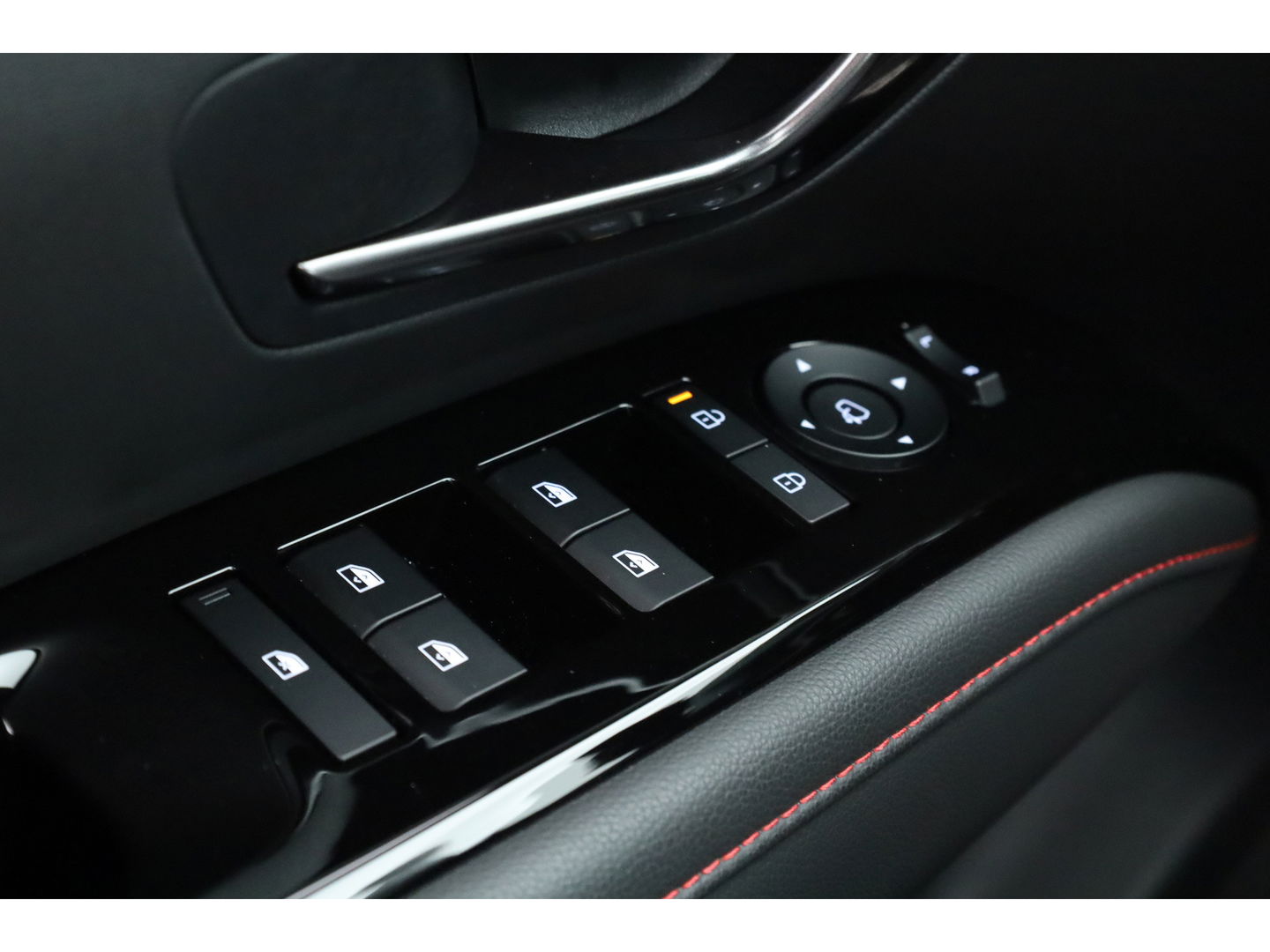 Hyundai Tucson 1.6 T-GDI PHEV N Line 4WD | MY25 | Pano | HUD | Krell audio | Stoelventilatie | 4x Stoelverw. | Camera