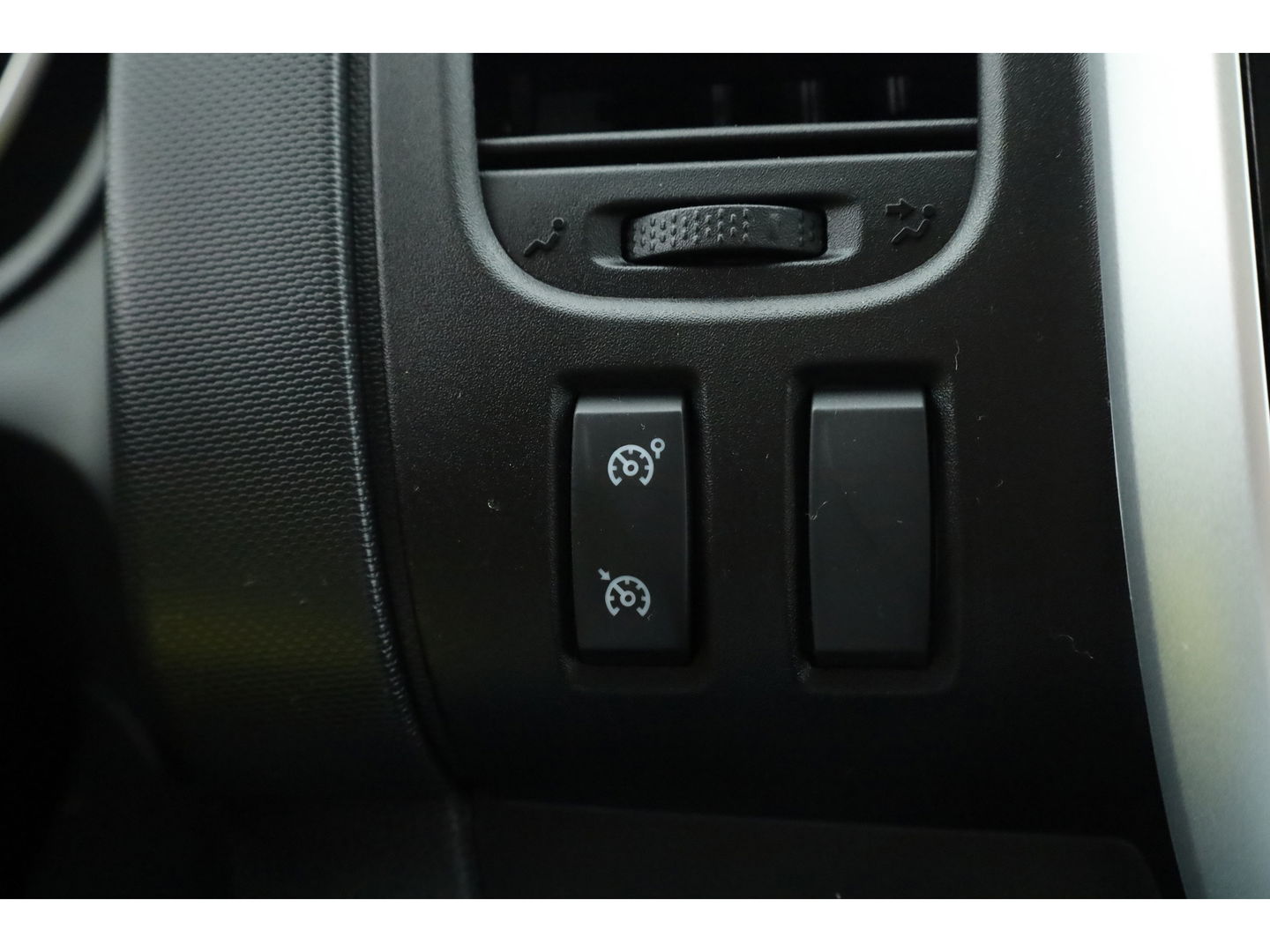 Renault Trafic 2.0 dCi 120 T29 L2H1 Comfort | Navi | Android Auto | Cruise | Airco | PDC A |