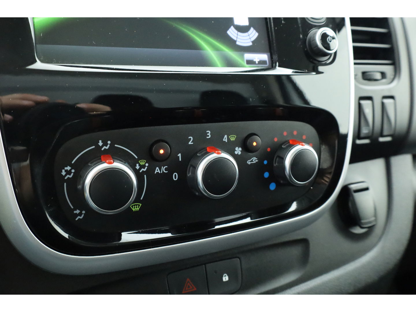 Renault Trafic 2.0 dCi 120 T29 L2H1 Comfort | Navi | Android Auto | Cruise | Airco | PDC A |