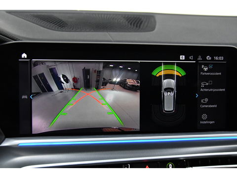 BMW X5 XDrive45e High Executive, Pano, Luchtvering, BTW