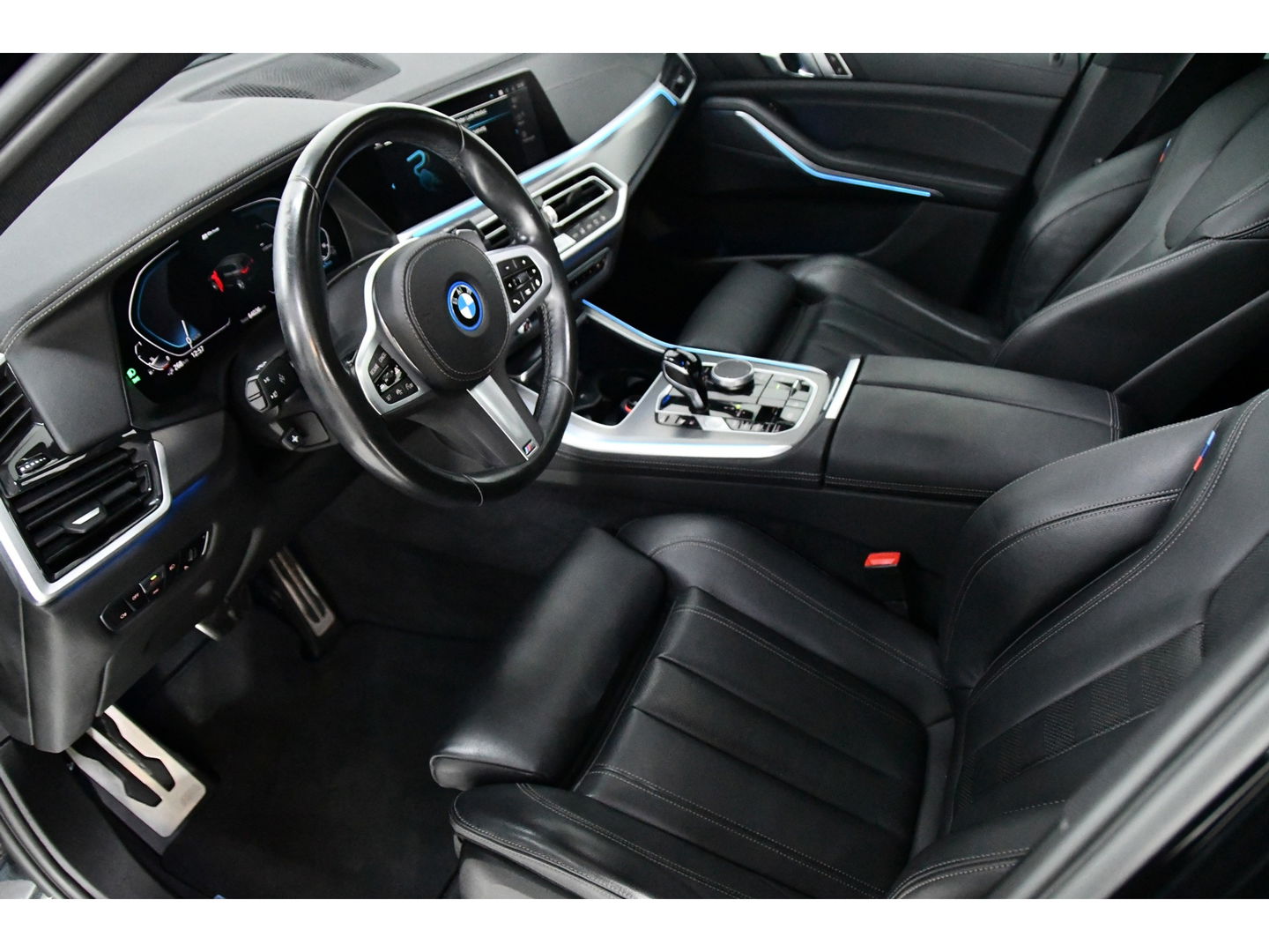 BMW X5 XDrive45e High Executive, Pano, Luchtvering, BTW