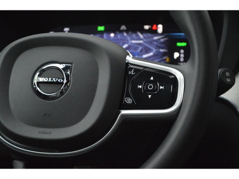 Volvo XC60 T6 Hybride Plus Dark Long Range | Camera | Stoel + Stuur Verwarming | Panormadak | BLIS |
