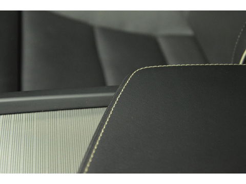 Volvo XC60 T6 Hybride Plus Dark Long Range | Camera | Stoel + Stuur Verwarming | Panormadak | BLIS |