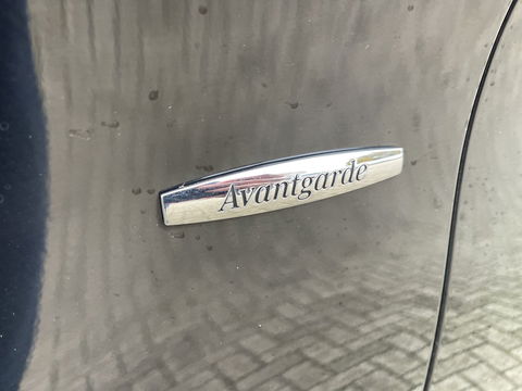 Mercedes-Benz V-Klasse 250d 190pk automaat Lang L2H1 DC 5 persoons Avantgarde / vaste prijs rijklaar € 39.950 marge / lease vanaf € 652 / zwart leer / electrische schuifdeuren / zwart metallic / burmester