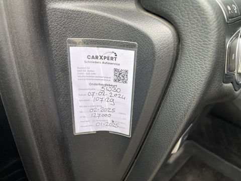 Mercedes-Benz V-Klasse 250d 190pk automaat Lang L2H1 DC 5 persoons Avantgarde / vaste prijs rijklaar € 39.950 marge / lease vanaf € 652 / zwart leer / electrische schuifdeuren / zwart metallic / burmester