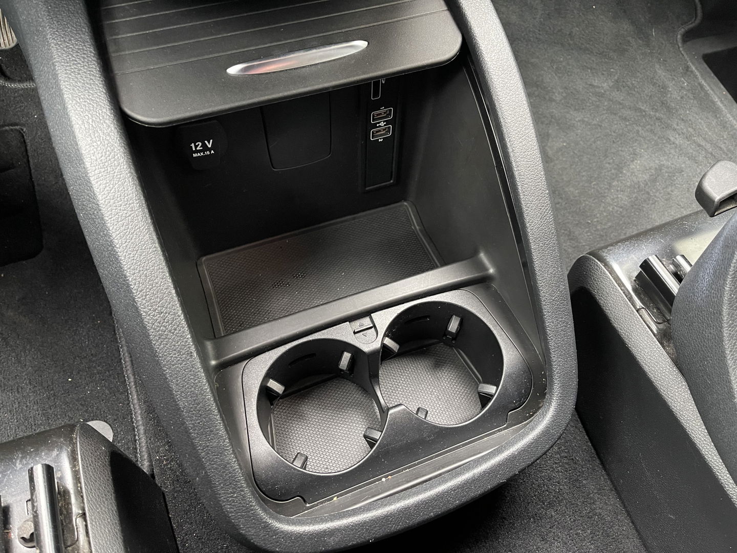 Mercedes-Benz V-Klasse 250d 190pk automaat Lang L2H1 DC 5 persoons Avantgarde / vaste prijs rijklaar € 39.950 marge / lease vanaf € 652 / zwart leer / electrische schuifdeuren / zwart metallic / burmester